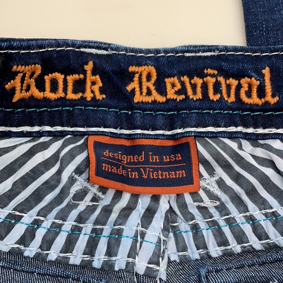 ROCK REVIVAL BETTY EASY BOOT JEANS - Picture 11 of 13